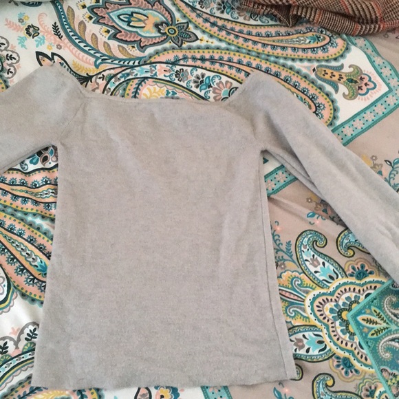 Off the shoulder sweater - Picture 4 of 5